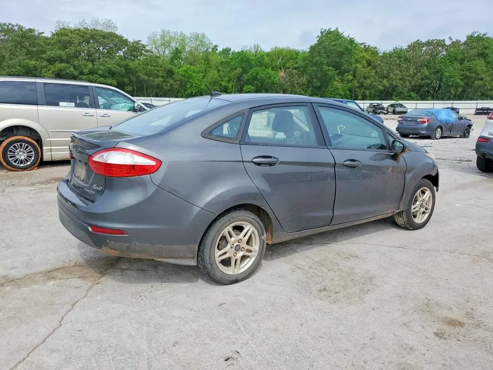 2018 FORD FIESTA SE  