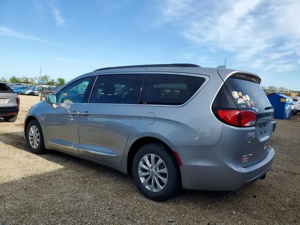 2017 CHRYSLER PACIFICA TOURING L  