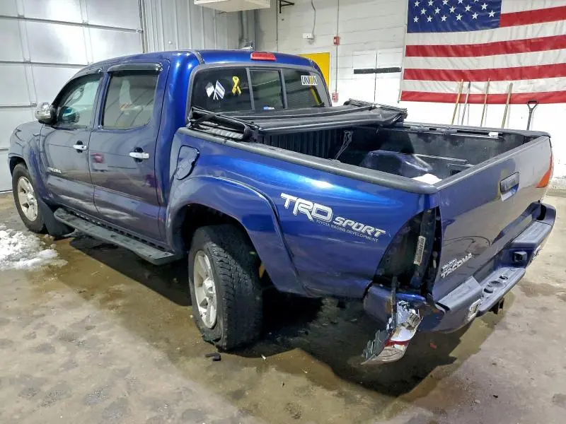2015 TOYOTA TACOMA V6  