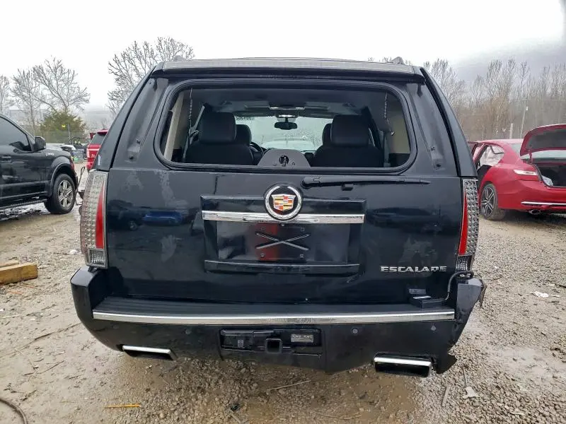 2013 CADILLAC ESCALADE PREMIUM  