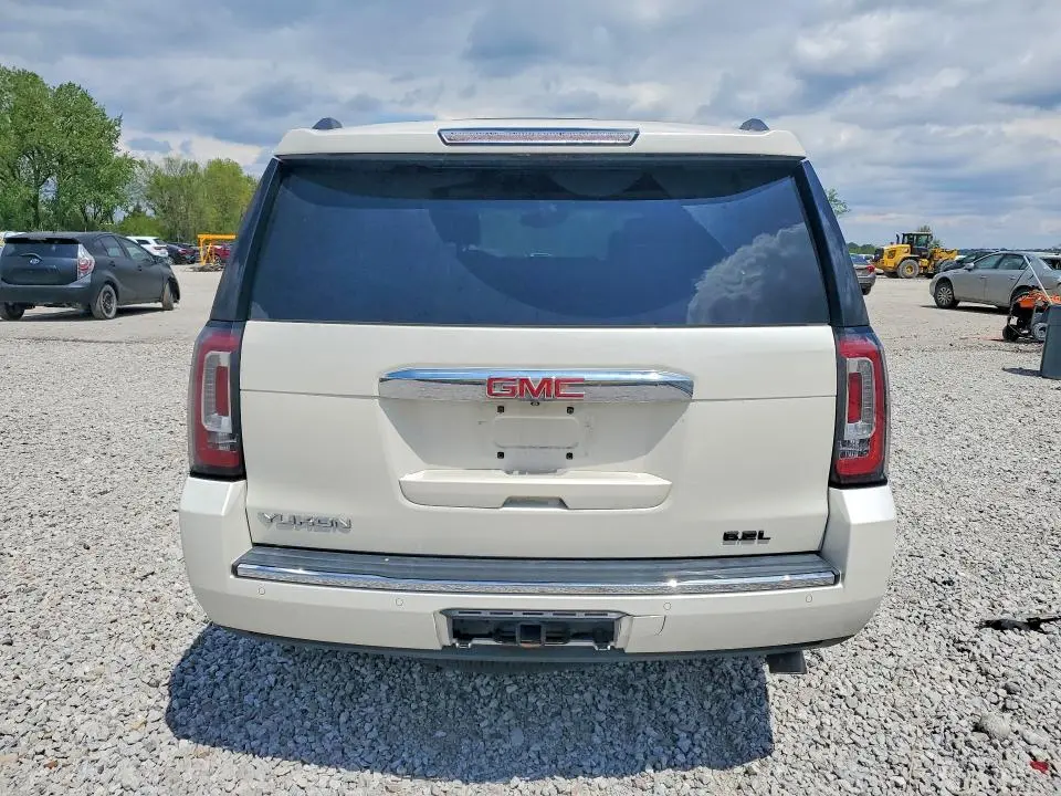 2015 GMC YUKON DENALI  