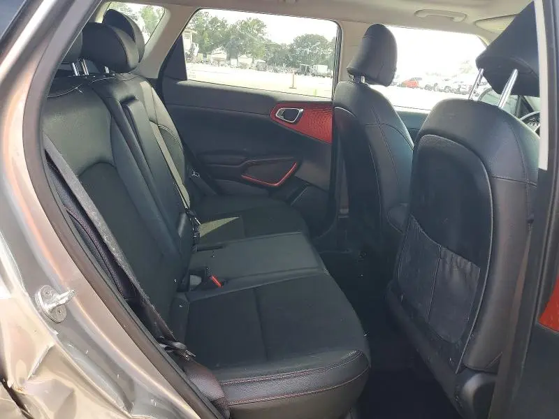 2023 KIA SOUL GT LINE  