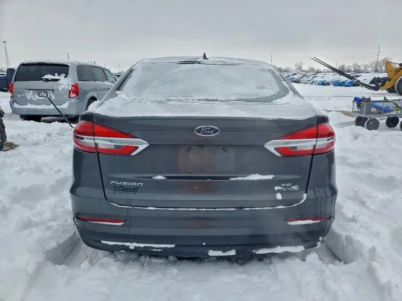 2019 FORD FUSION SE  