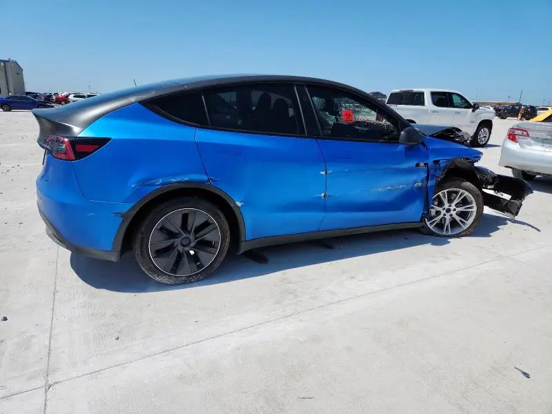 2024 TESLA MODEL Y   