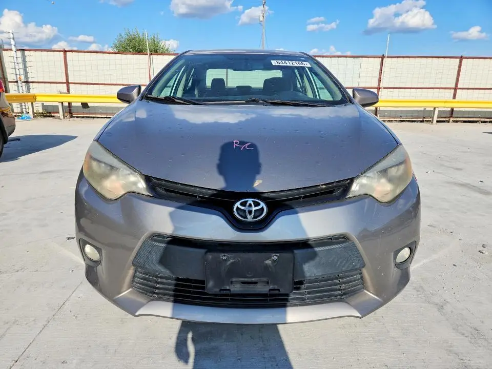 2014 TOYOTA COROLLA LE PLUS  