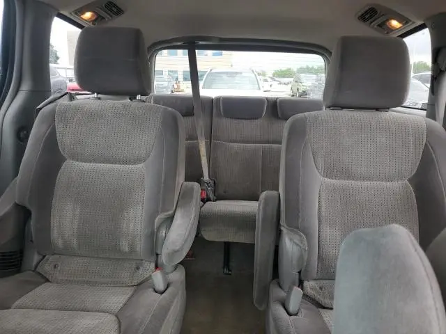2010 TOYOTA SIENNA CE  