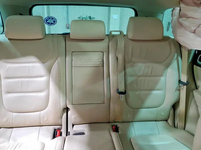 2015 VOLKSWAGEN TOUAREG V6  