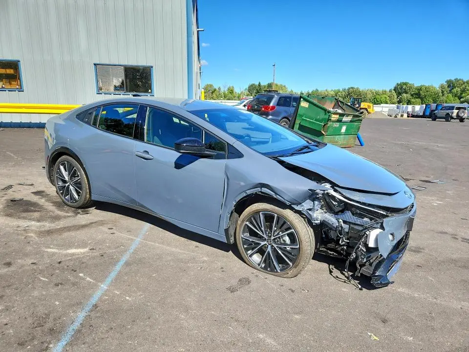 2026 TOYOTA PRIUS LE  