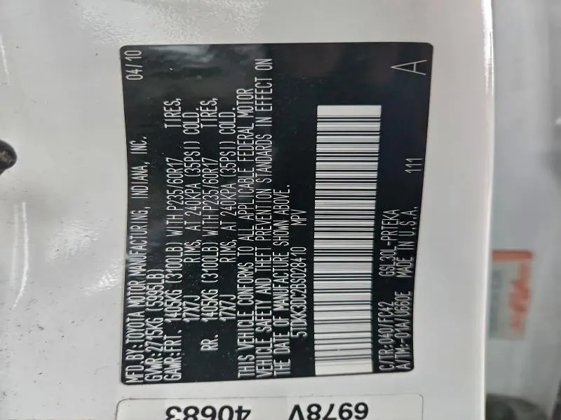 2011 TOYOTA SIENNA LE  