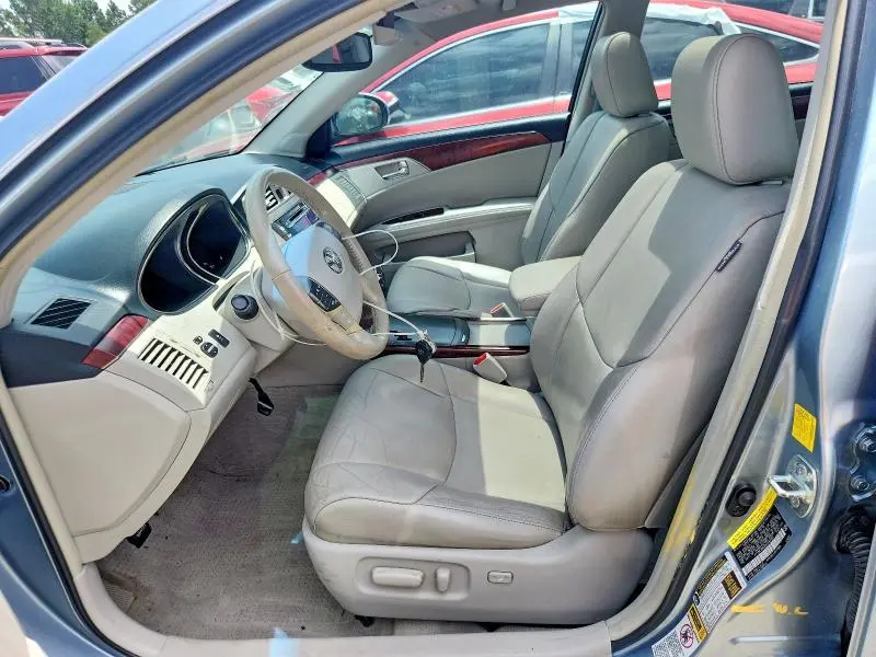 2011 TOYOTA AVALON BASE  