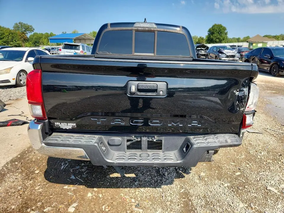 2019 TOYOTA TACOMA SR5  