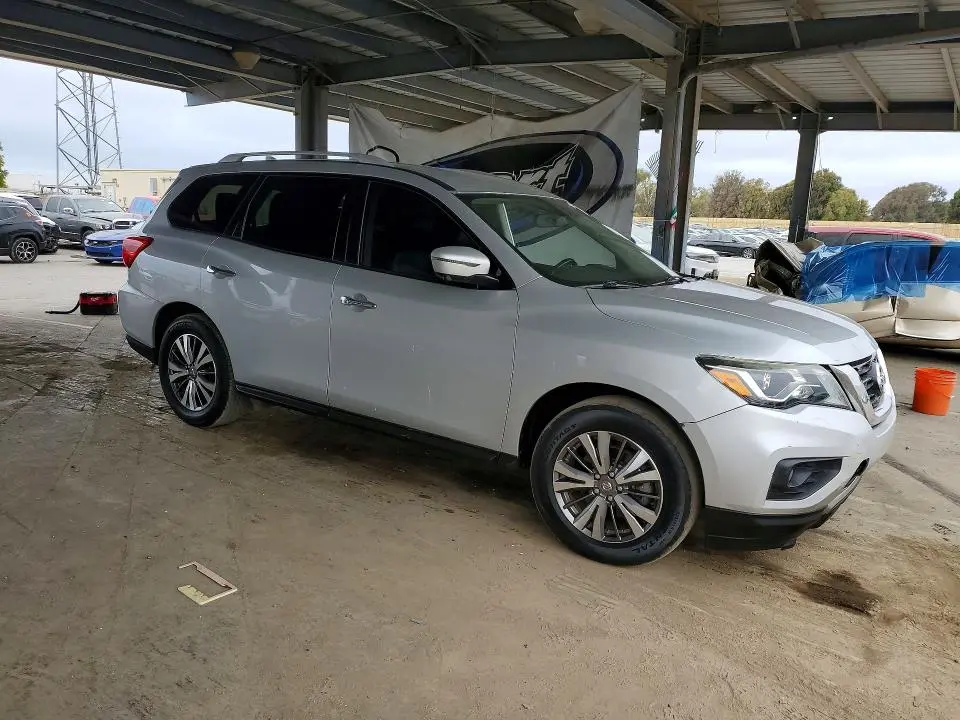 2020 NISSAN PATHFINDER SL  
