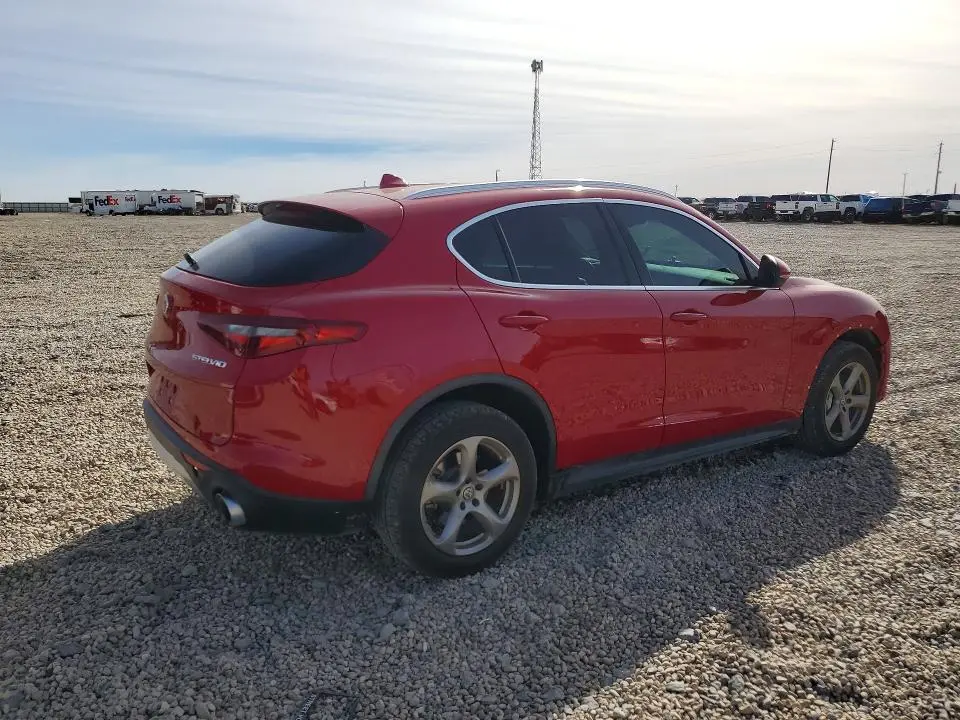 2018 ALFA ROMEO STELVIO   