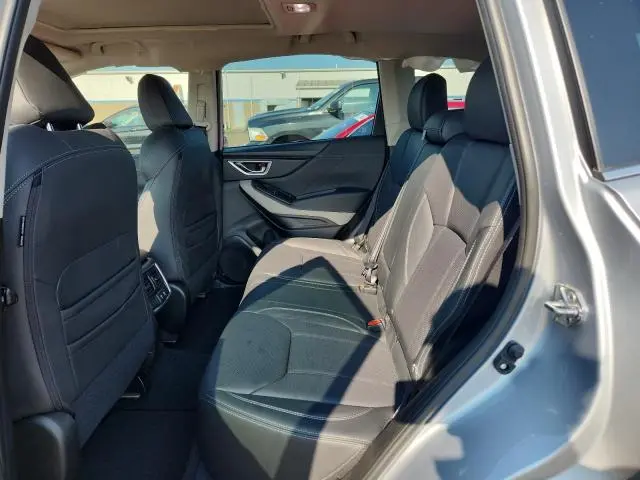 2022 SUBARU FORESTER LIMITED  