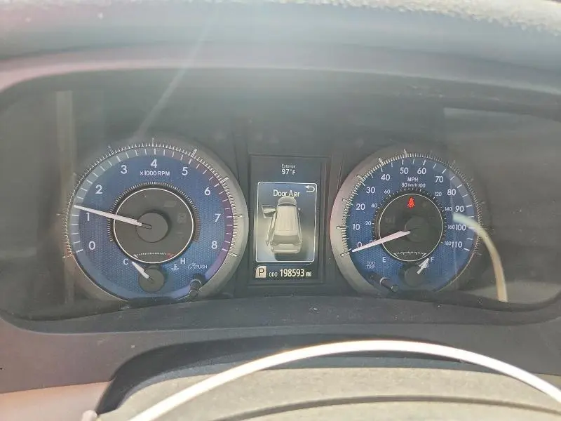 2016 TOYOTA SIENNA XLE 8-PASSENGER  