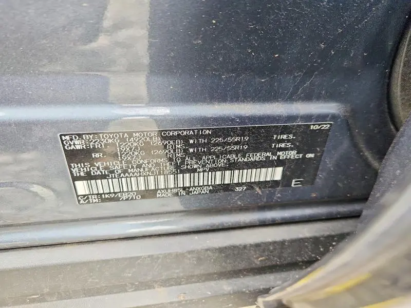 2022 TOYOTA VENZA XLE  