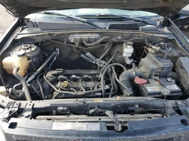 2011 FORD ESCAPE XLS  