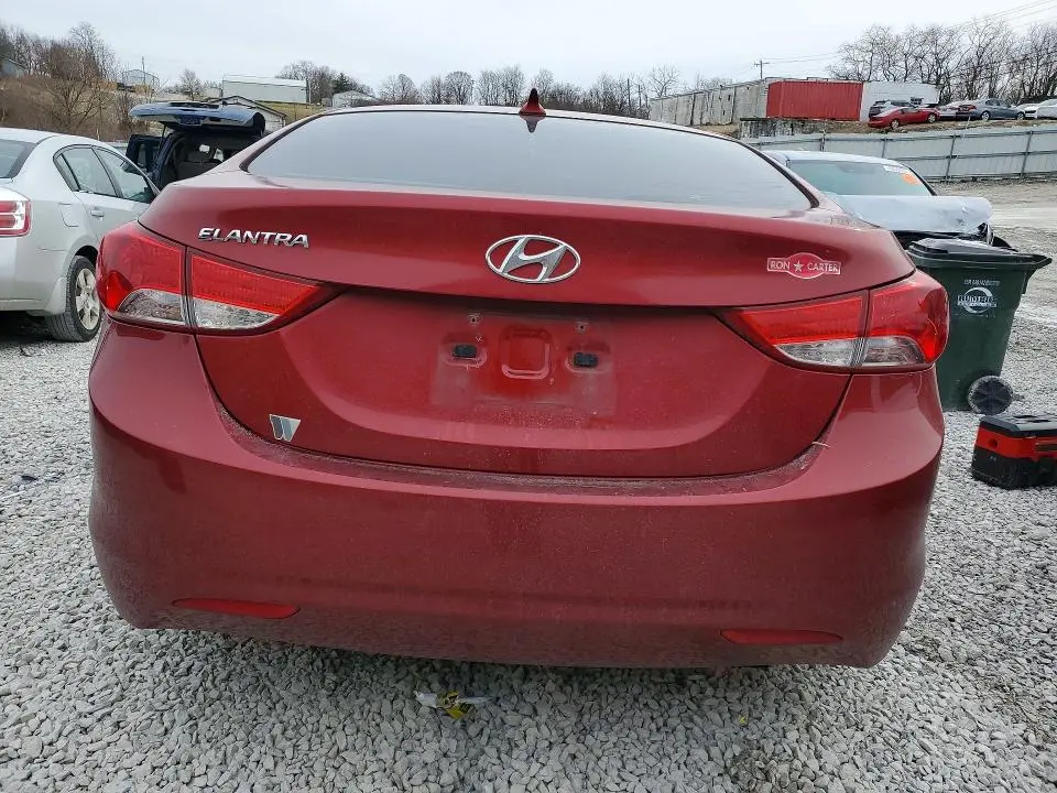 2013 HYUNDAI ELANTRA GLS  
