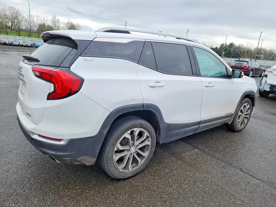 2019 GMC TERRAIN SLT  