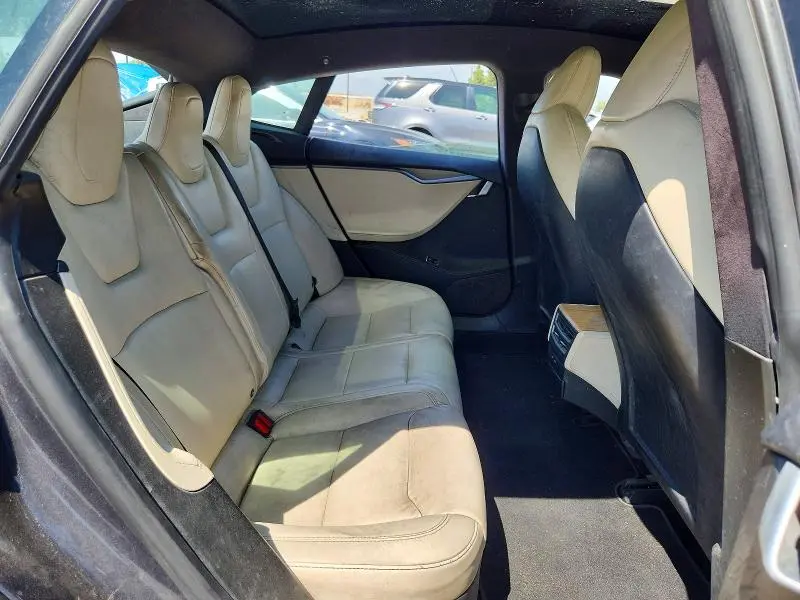 2020 TESLA MODEL S   