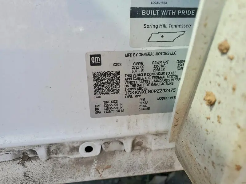 2023 GMC ACADIA DENALI  