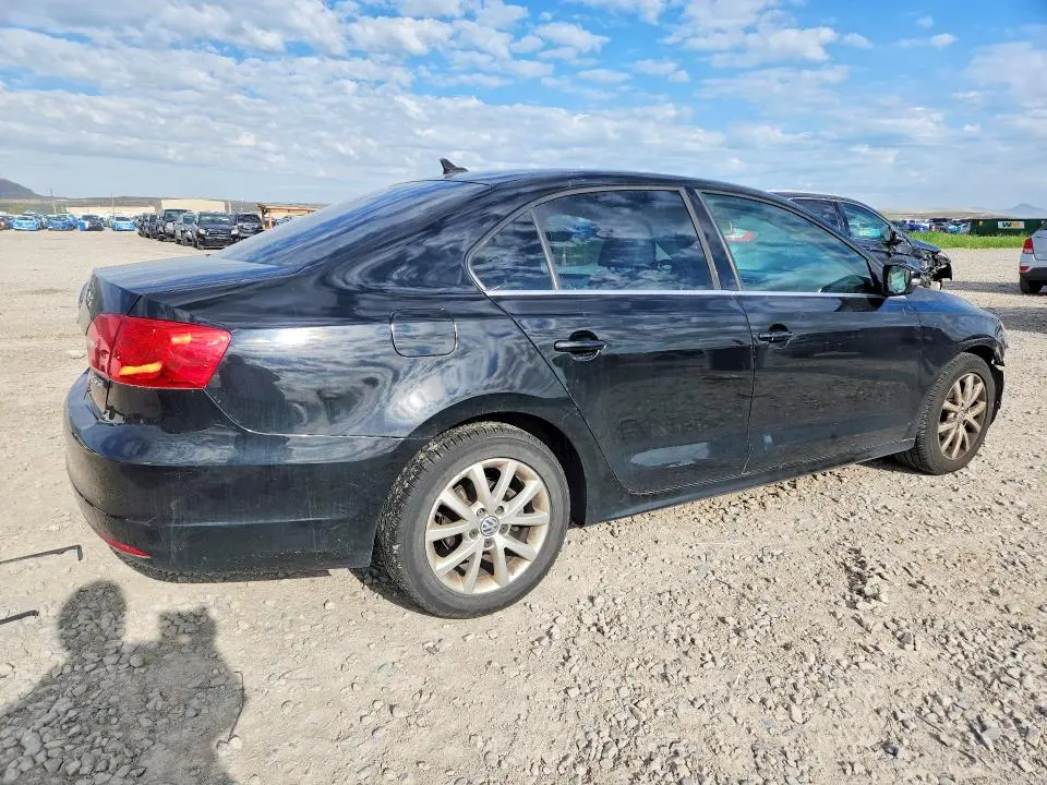 2013 VOLKSWAGEN JETTA SE  