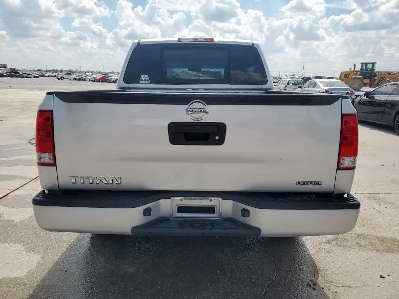 2013 NISSAN TITAN S  