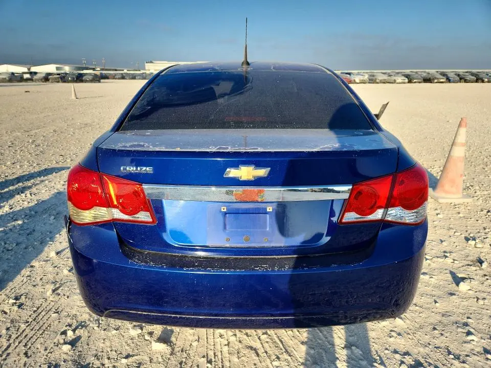 2013 CHEVROLET CRUZE LS  