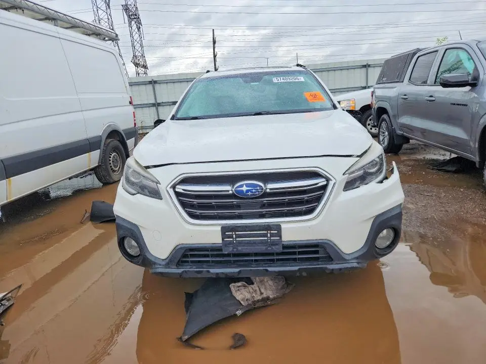 2018 SUBARU OUTBACK TOURING  
