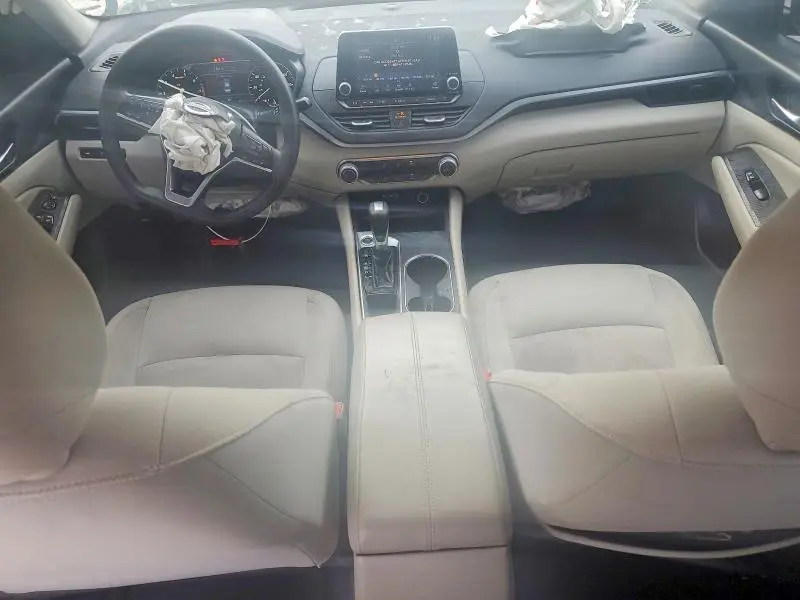 2022 NISSAN ALTIMA SV  