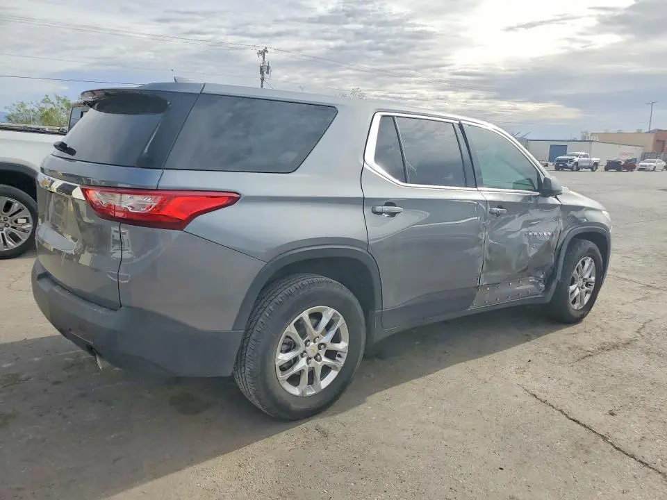 2020 CHEVROLET TRAVERSE LS  