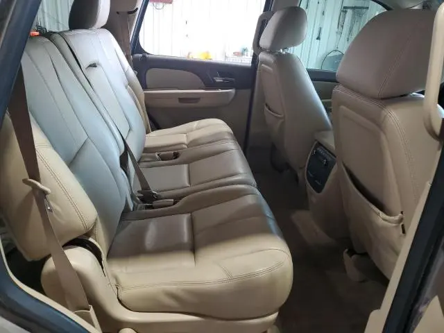 2011 CHEVROLET TAHOE K1500 LT  