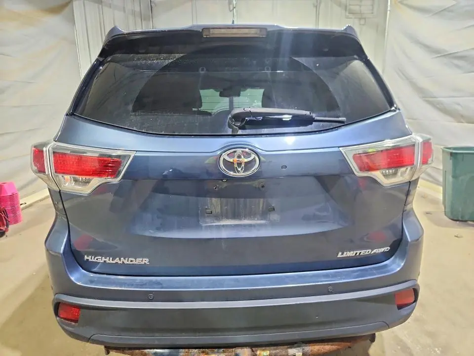 2015 TOYOTA HIGHLANDER LIMITED PLATINUM  