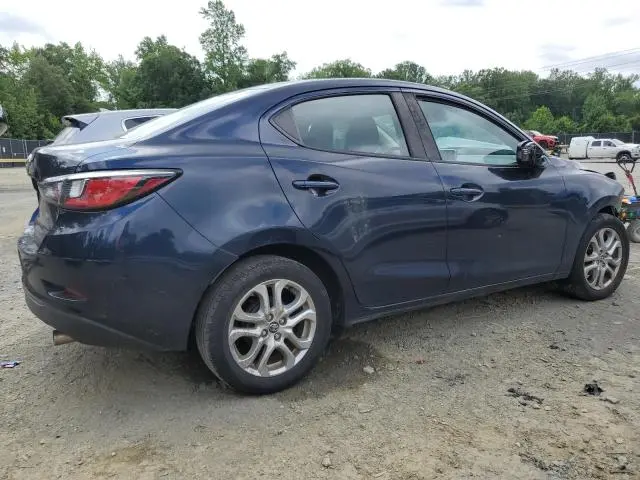 2017 TOYOTA YARIS IA   