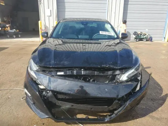 2021 NISSAN ALTIMA SR  