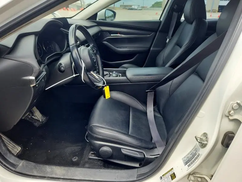 2019 MAZDA 3 SELECT  