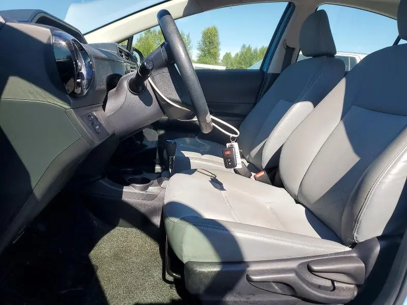 2015 TOYOTA PRIUS C FOUR  