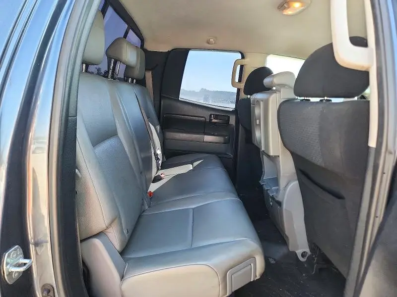 2010 TOYOTA TUNDRA DOUBLE CAB SR5  