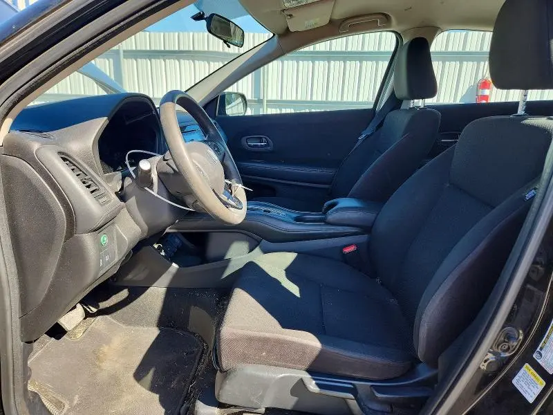 2016 HONDA HR-V LX  