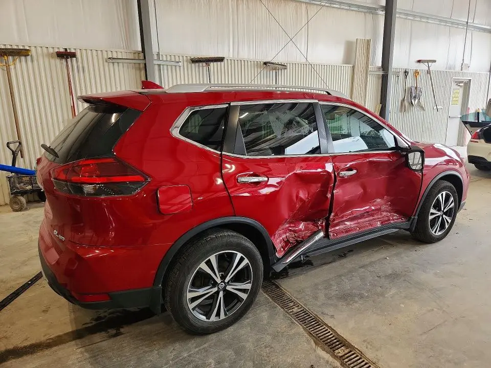 2017 NISSAN ROGUE SL  