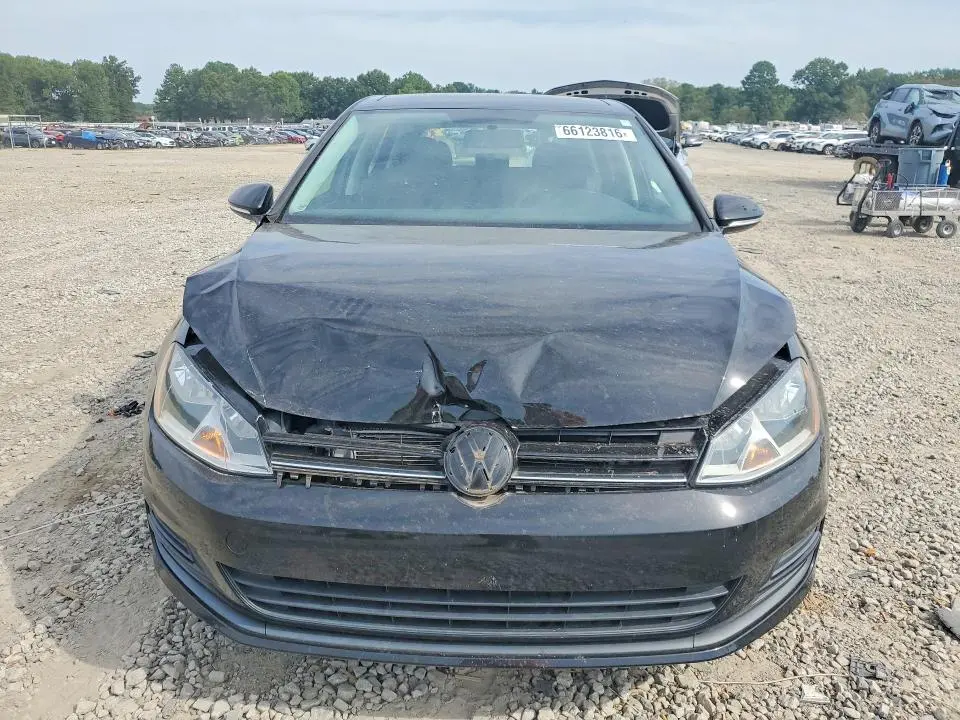 2016 VOLKSWAGEN GOLF S/SE  