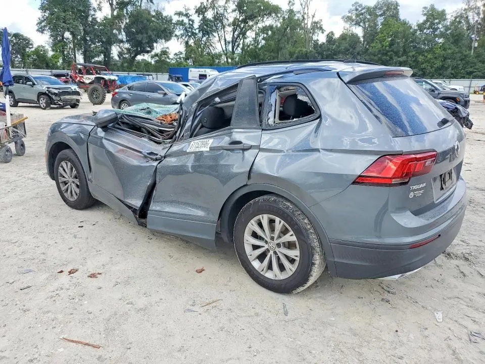 2020 VOLKSWAGEN TIGUAN S  