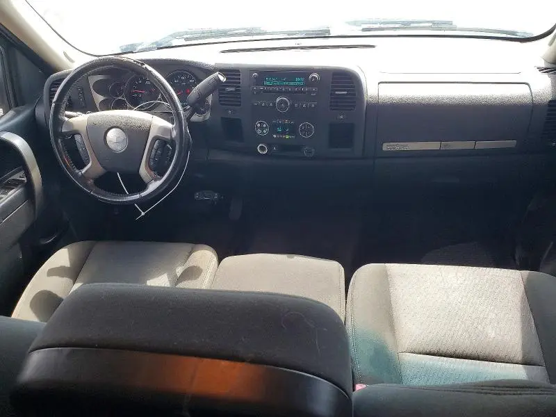 2011 CHEVROLET SILVERADO C1500 LT  