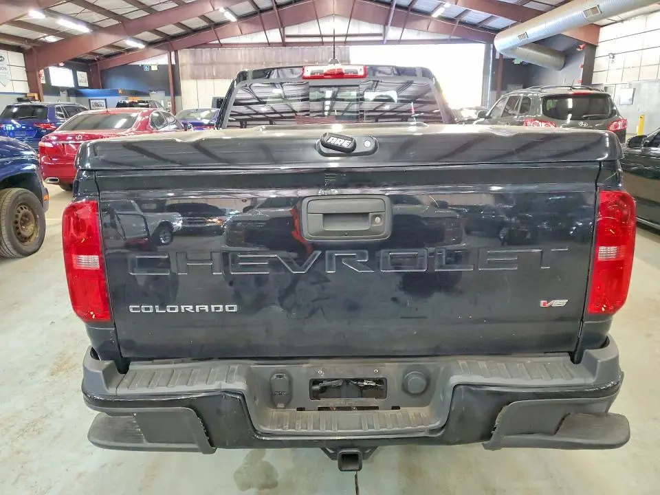 2022 CHEVROLET COLORADO LT  