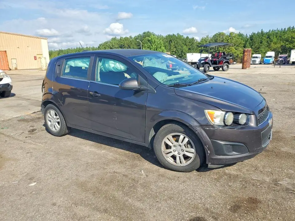 2015 CHEVROLET SONIC LT  
