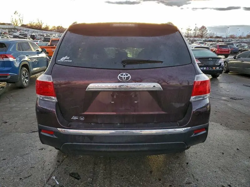 2013 TOYOTA HIGHLANDER BASE  