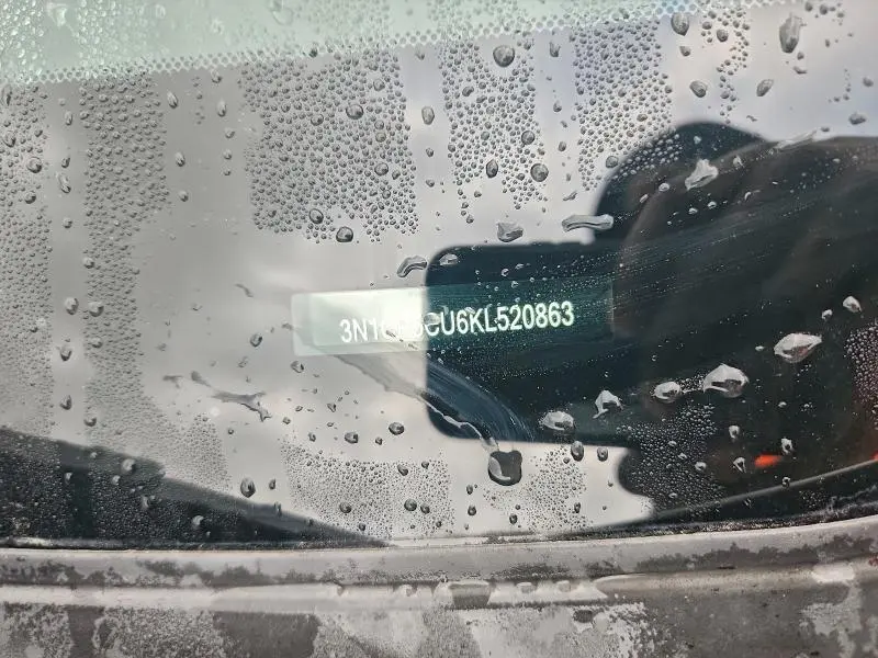 2019 NISSAN KICKS S  