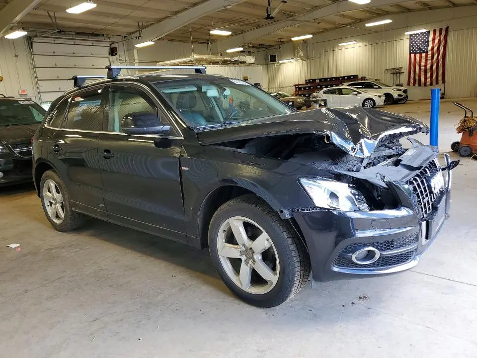 2012 AUDI Q5 PREMIUM PLUS  