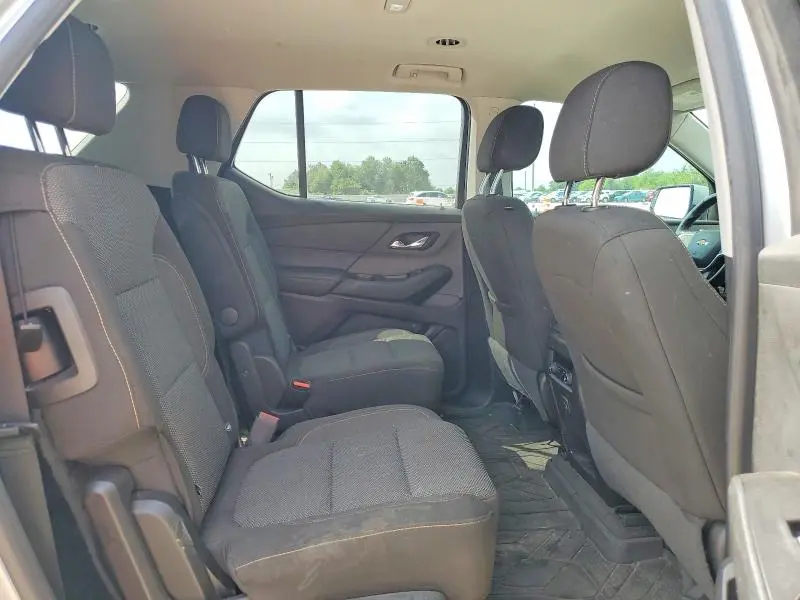 2019 CHEVROLET TRAVERSE LT  