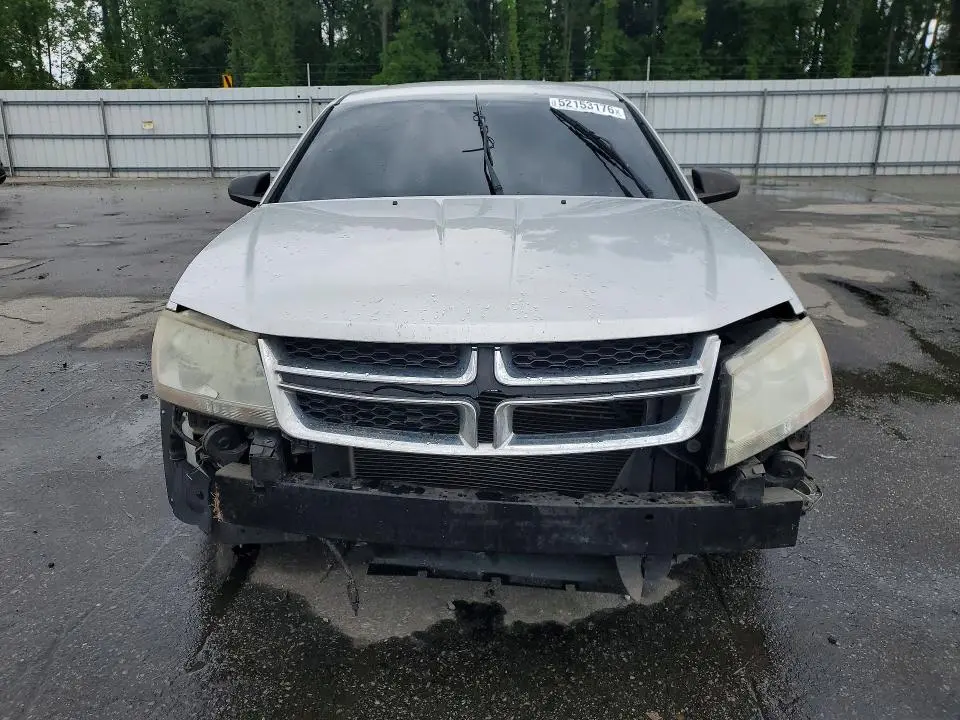 2012 DODGE AVENGER SE  
